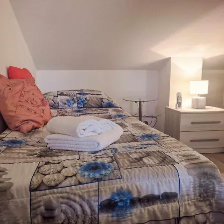 Apartmán Vicino Di Maria Pia 4 4 Bagni Per 9 Persone *