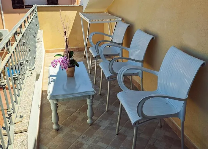 Vicino Di Maria Pia 4 4 Bagni Per 9 Persone Apartamento